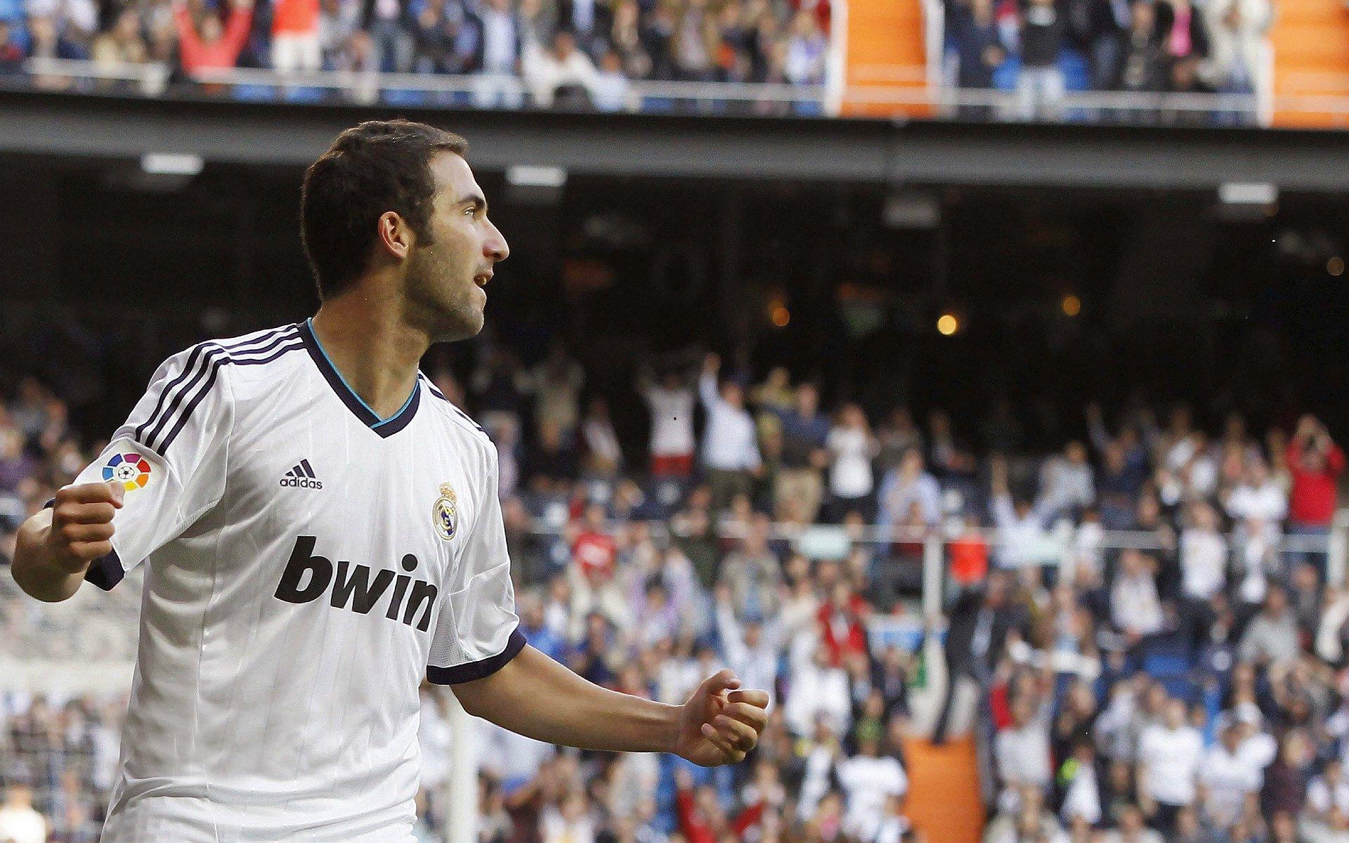 伯尼建言F1未来,哈贾尔与博托莱托或成汉密尔顿理想继任者