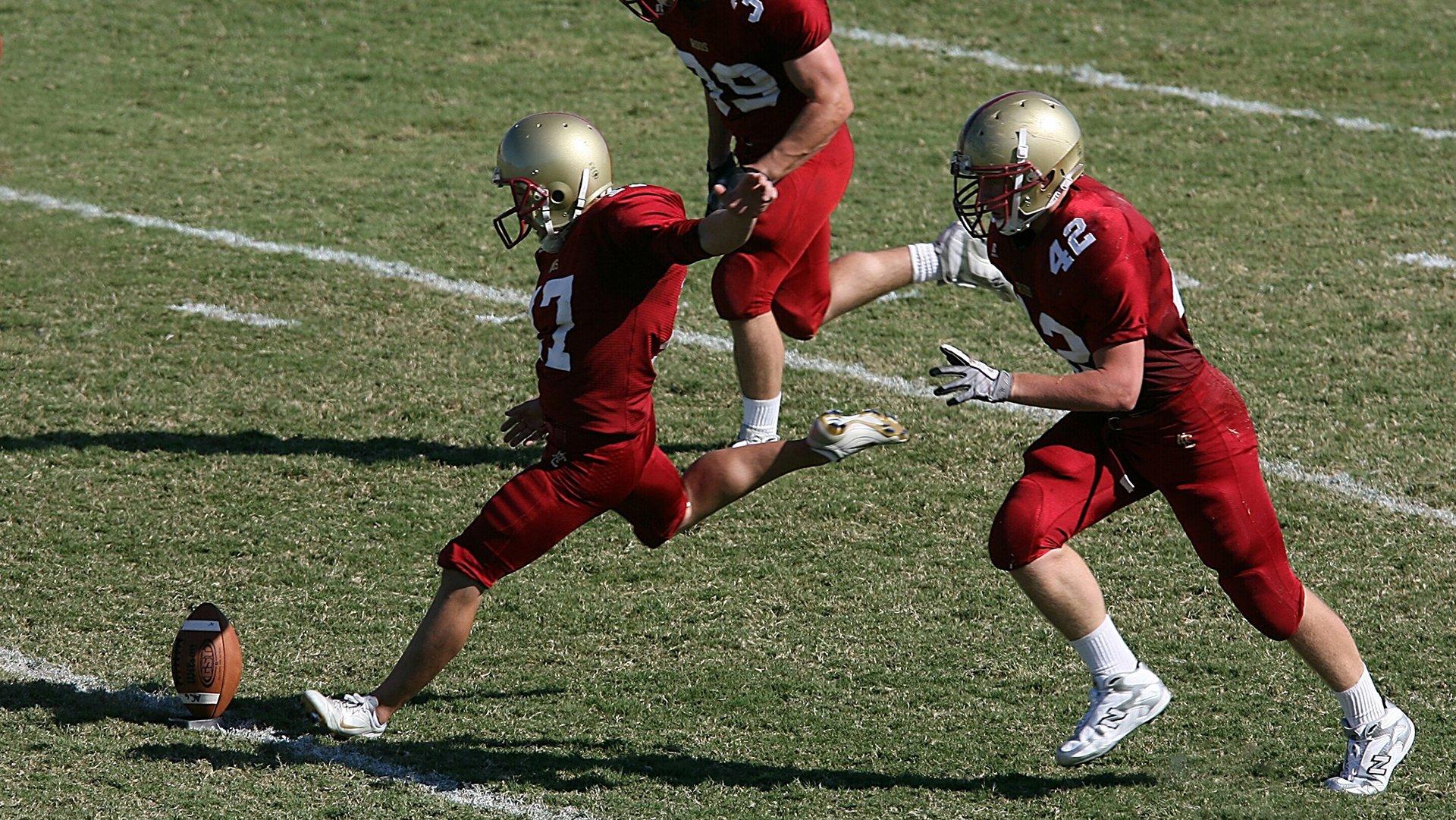 西蒙斯独造三杀机导演大胜 热刺四球横扫哥本哈根昂首挺进