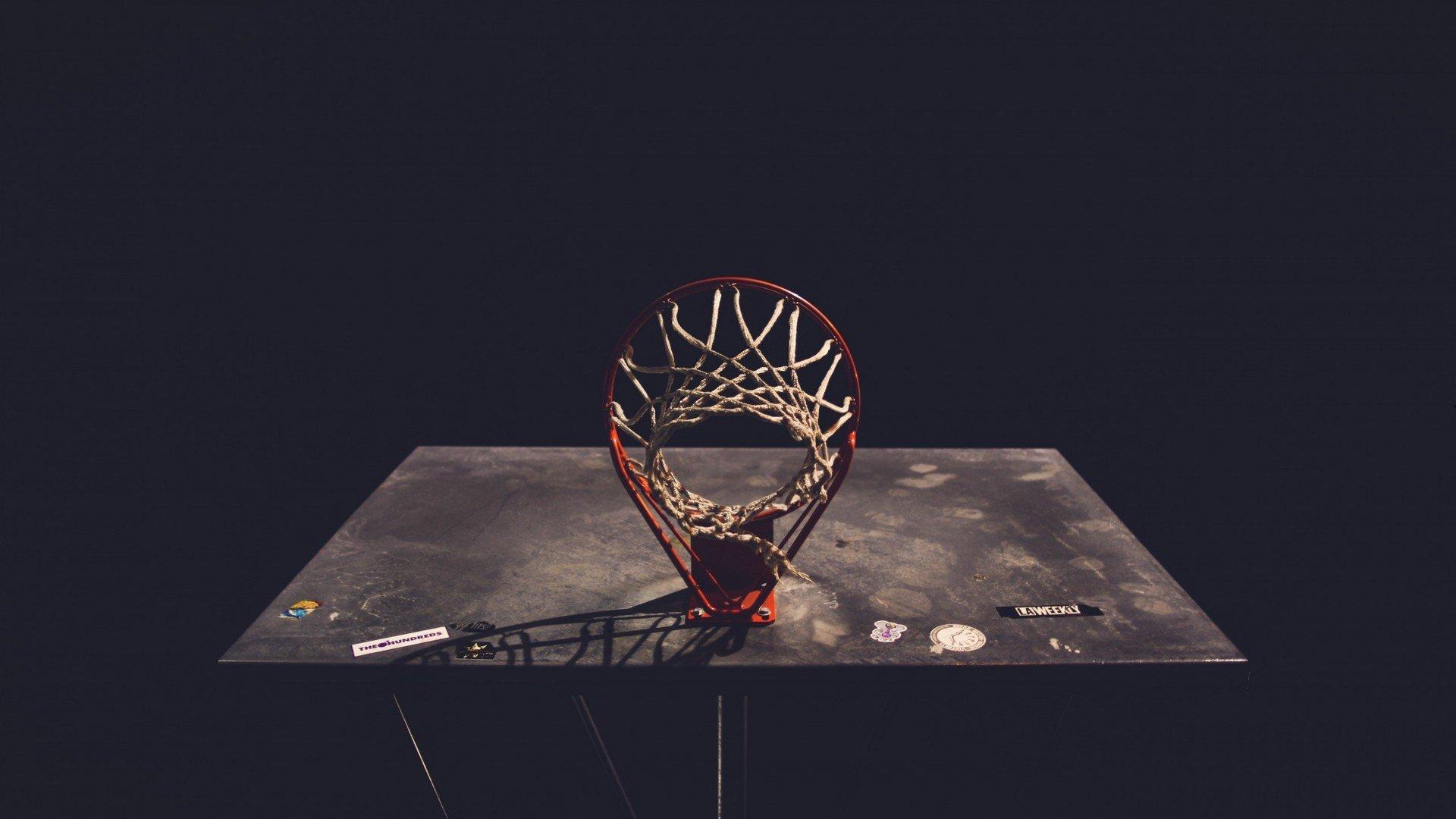 英格兰右路支柱遭遇重创，阿诺德伤情确诊恐提前告别本赛季征程