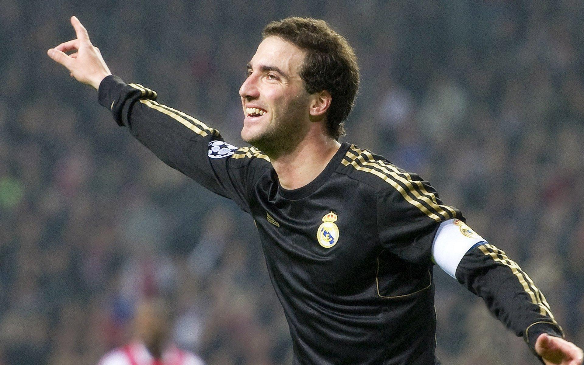 深圳新鹏城官宣三外援离队，战略重构剑指2026赛季新篇章